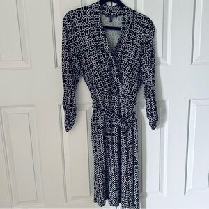 Adrianna Papell Black and White Geometric Long Sleeve Dress